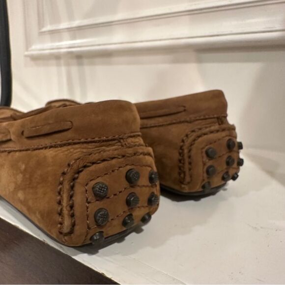 Frye 8D Brown Suede Loafers with Moccasin Style - Picture 8 of 12